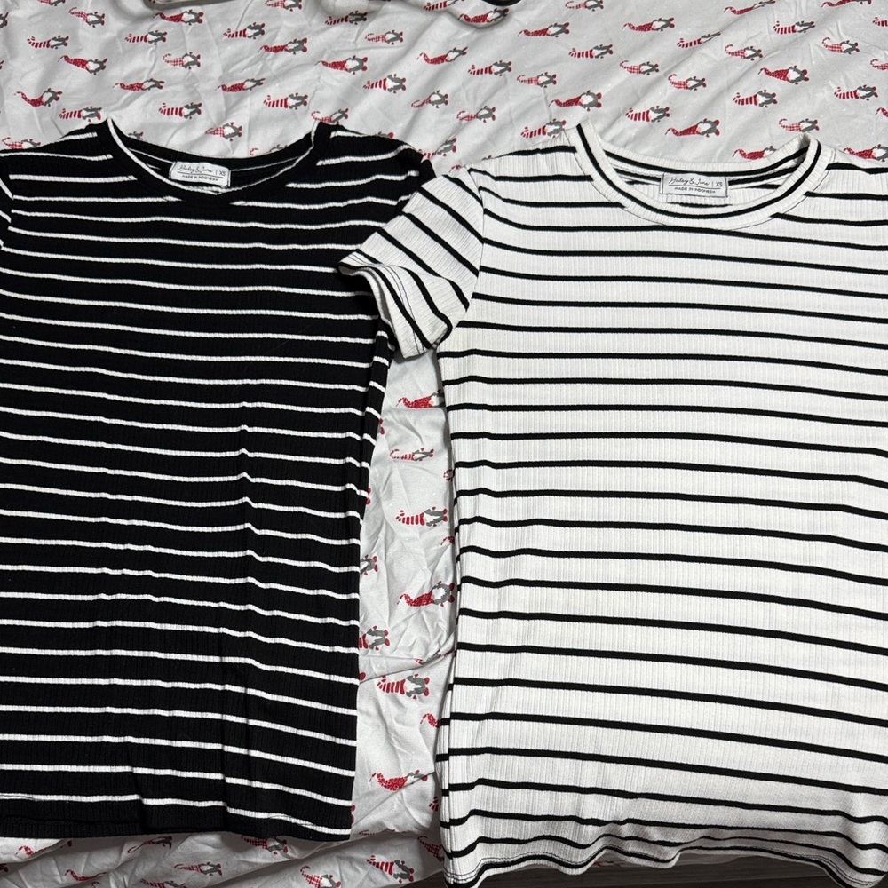 Stylish Black and White Striped Short Sleeve Tees
